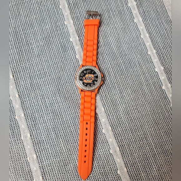🎄5/$25🎄*NEEDS BATTERY* OSU Silicone Band Watch - Picture 4 of 8